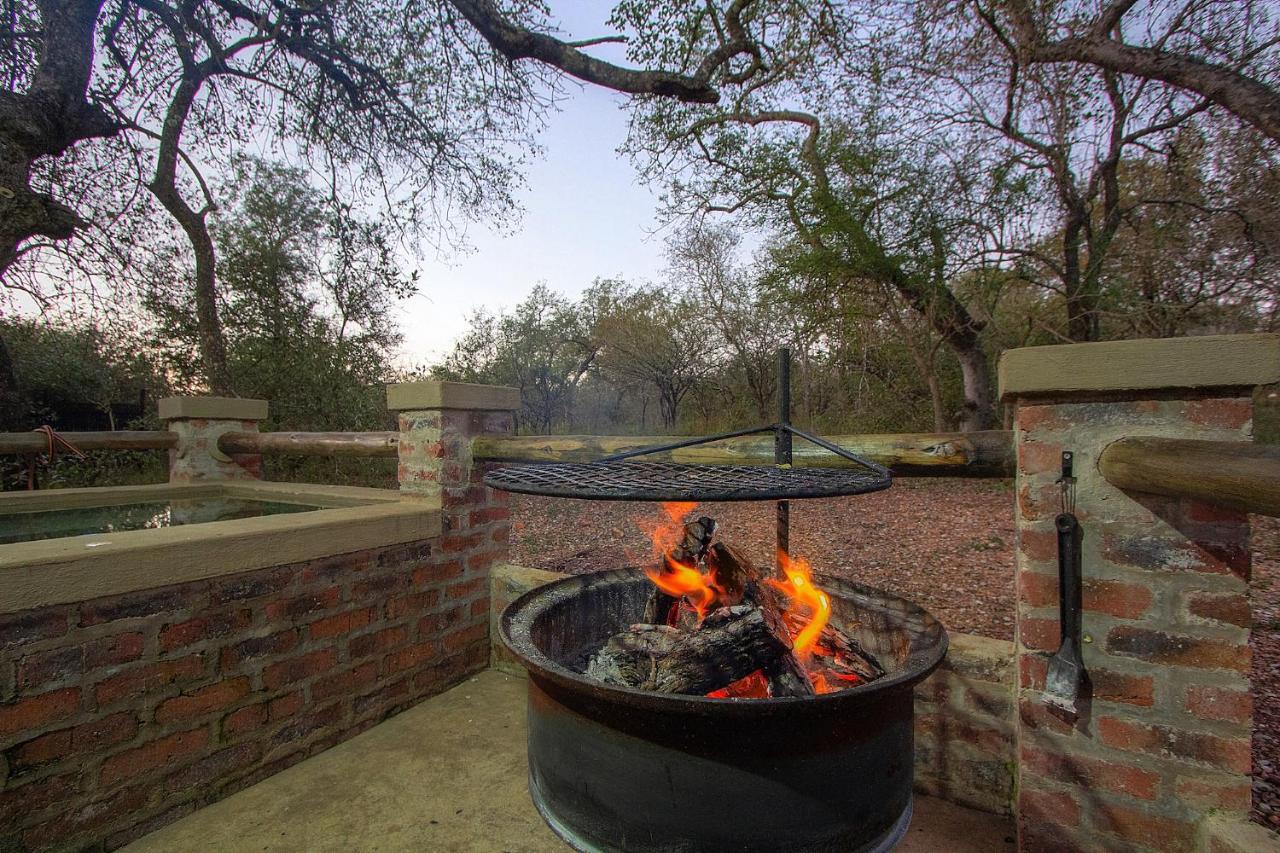 Kruger'S Retreat House & Kruger'S Rest Studio Marloth Park Exterior photo