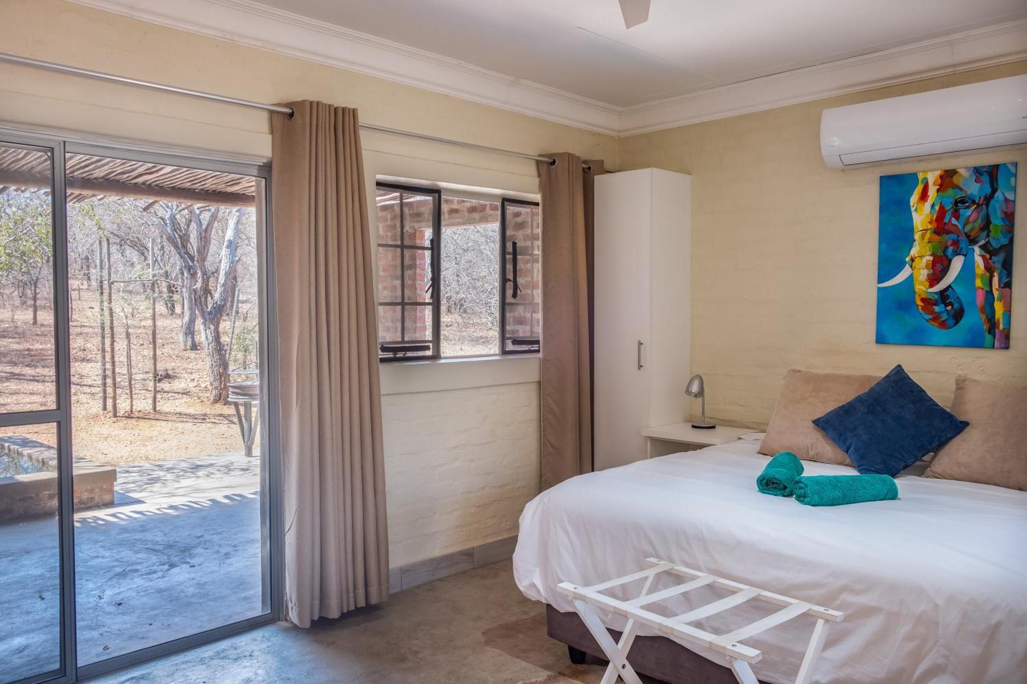 Kruger'S Retreat House & Kruger'S Rest Studio Marloth Park Exterior photo